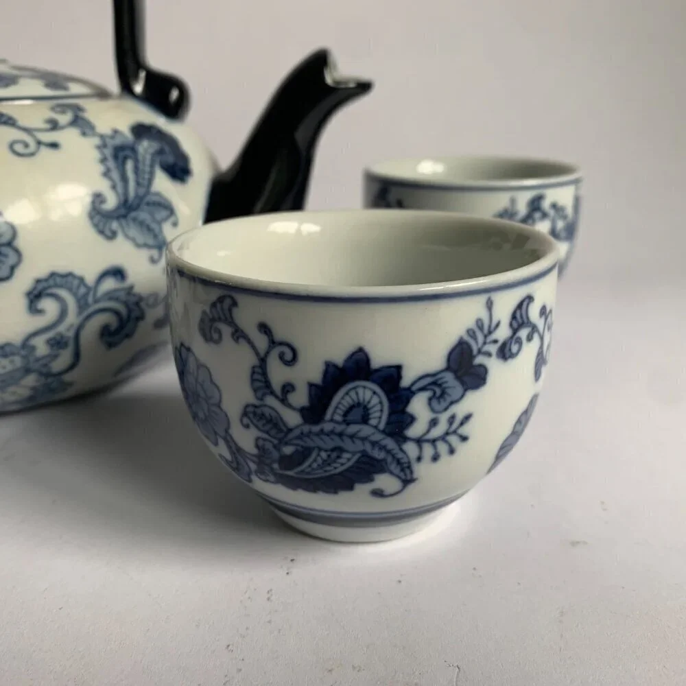 Pier 1 One Imports White Blue Paisley Floral Teapot 4 Cups